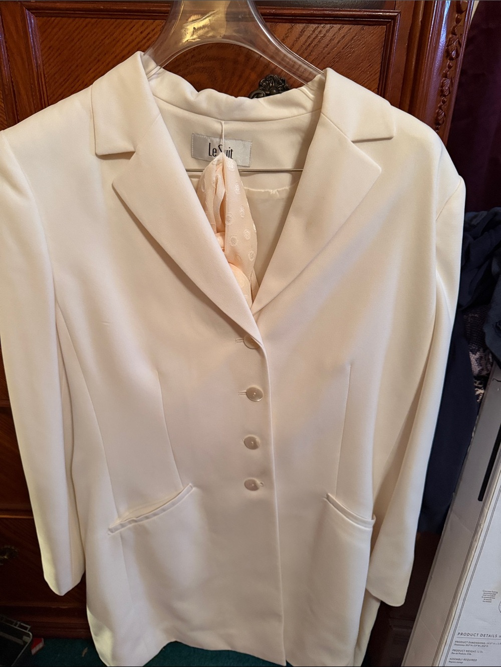 Le Suit Cream Tailored Women's suit Jacket and skirt with neck scarf